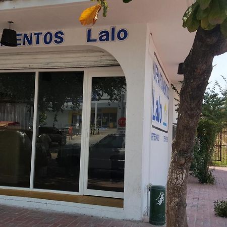 Departamentos Lalo Apartment Сиуатанехо Екстериор снимка