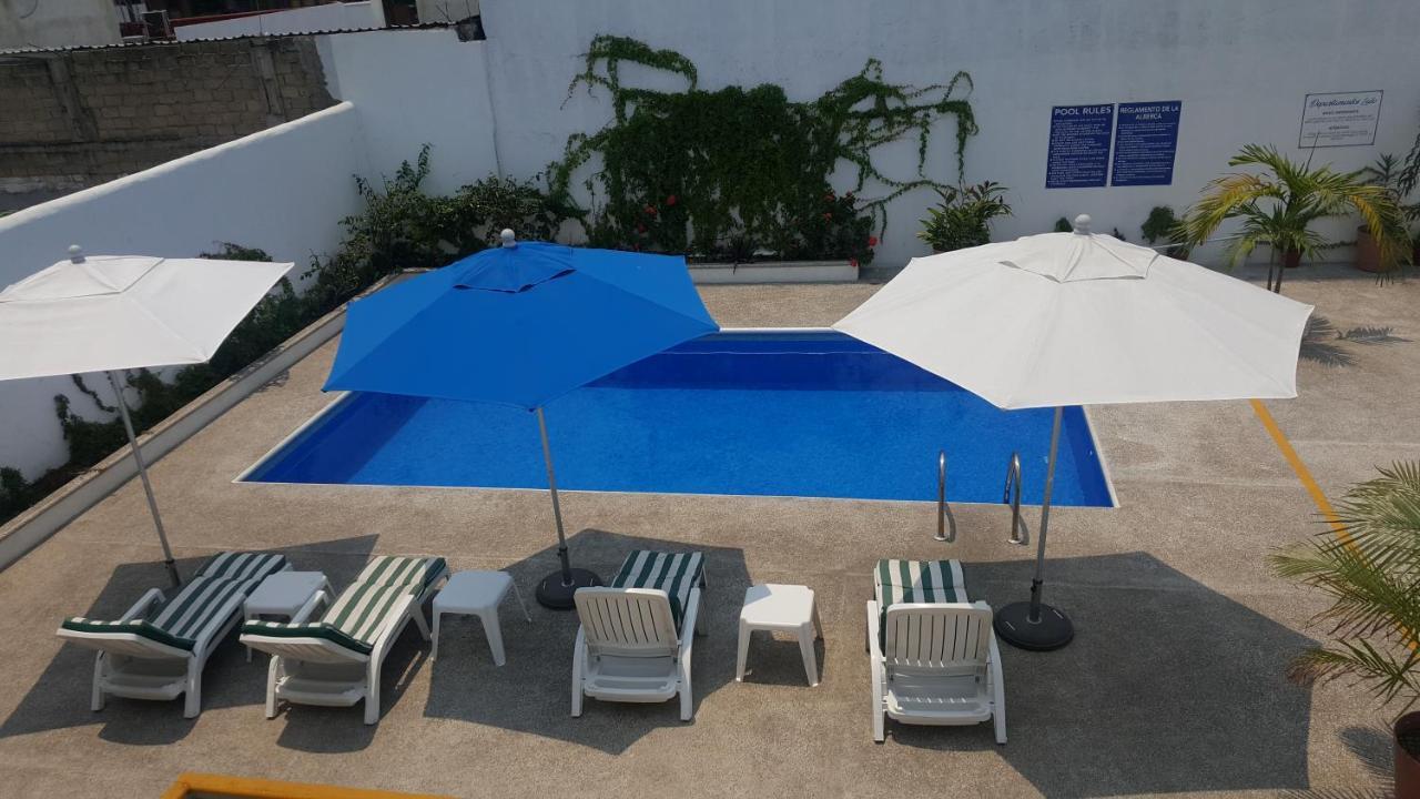 Departamentos Lalo Apartment Сиуатанехо Екстериор снимка