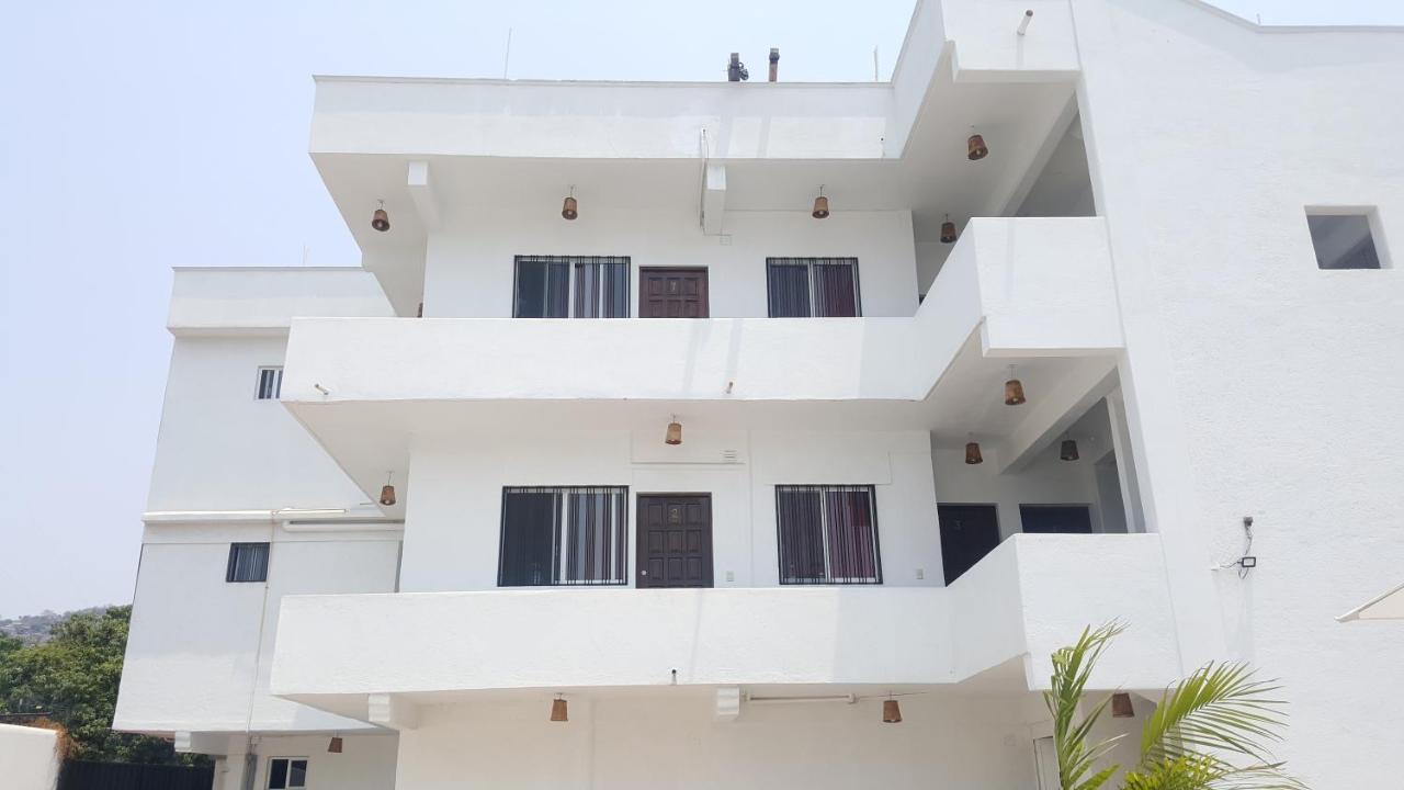 Departamentos Lalo Apartment Сиуатанехо Екстериор снимка
